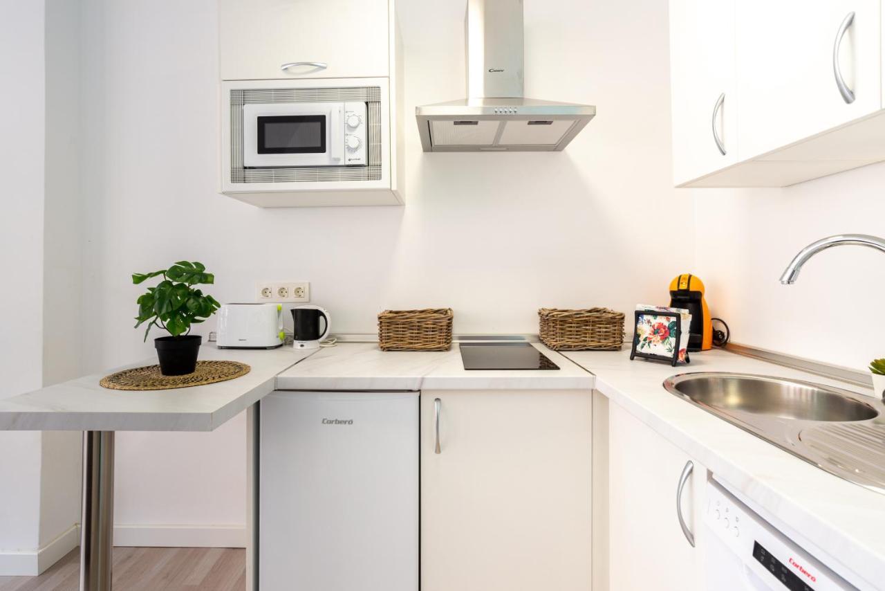 Malaga Centro Apartment ภายนอก รูปภาพ