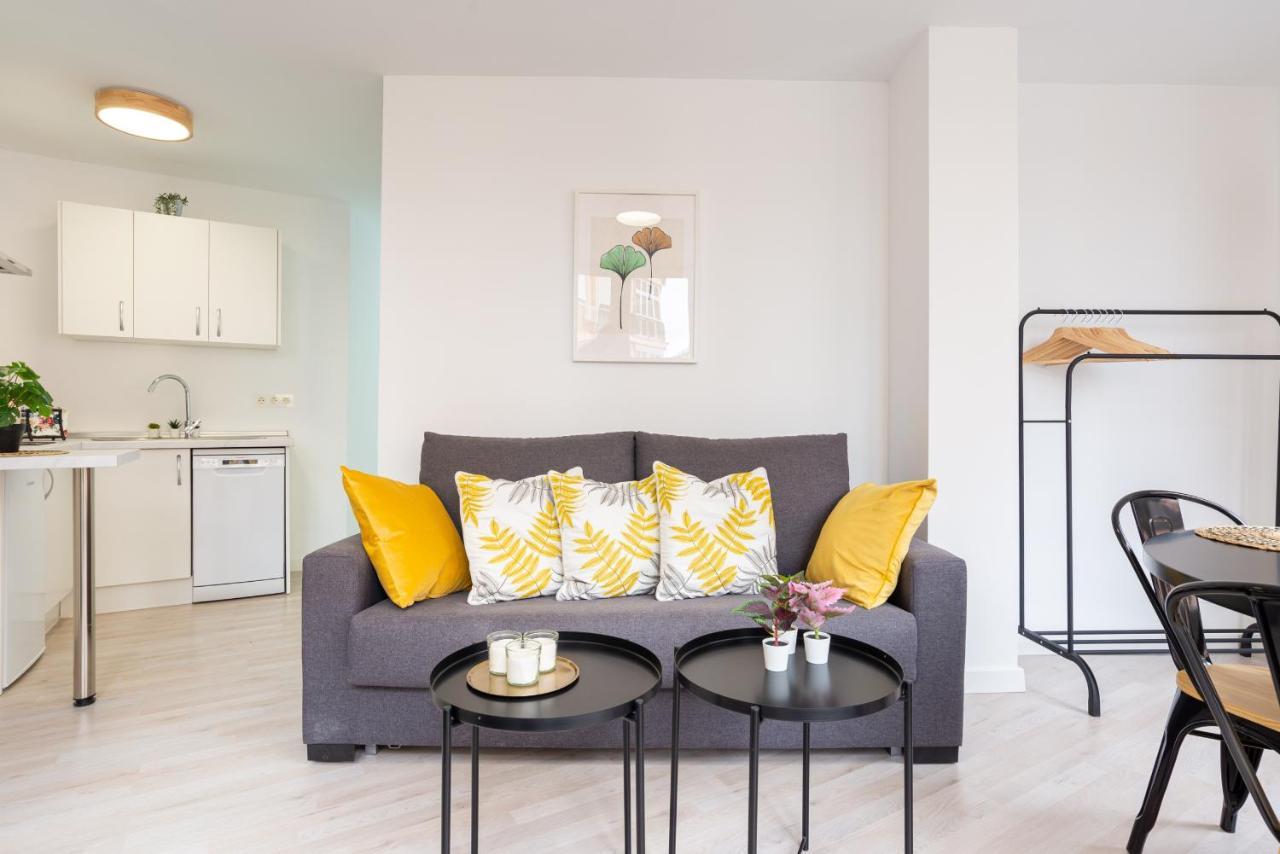 Malaga Centro Apartment ภายนอก รูปภาพ