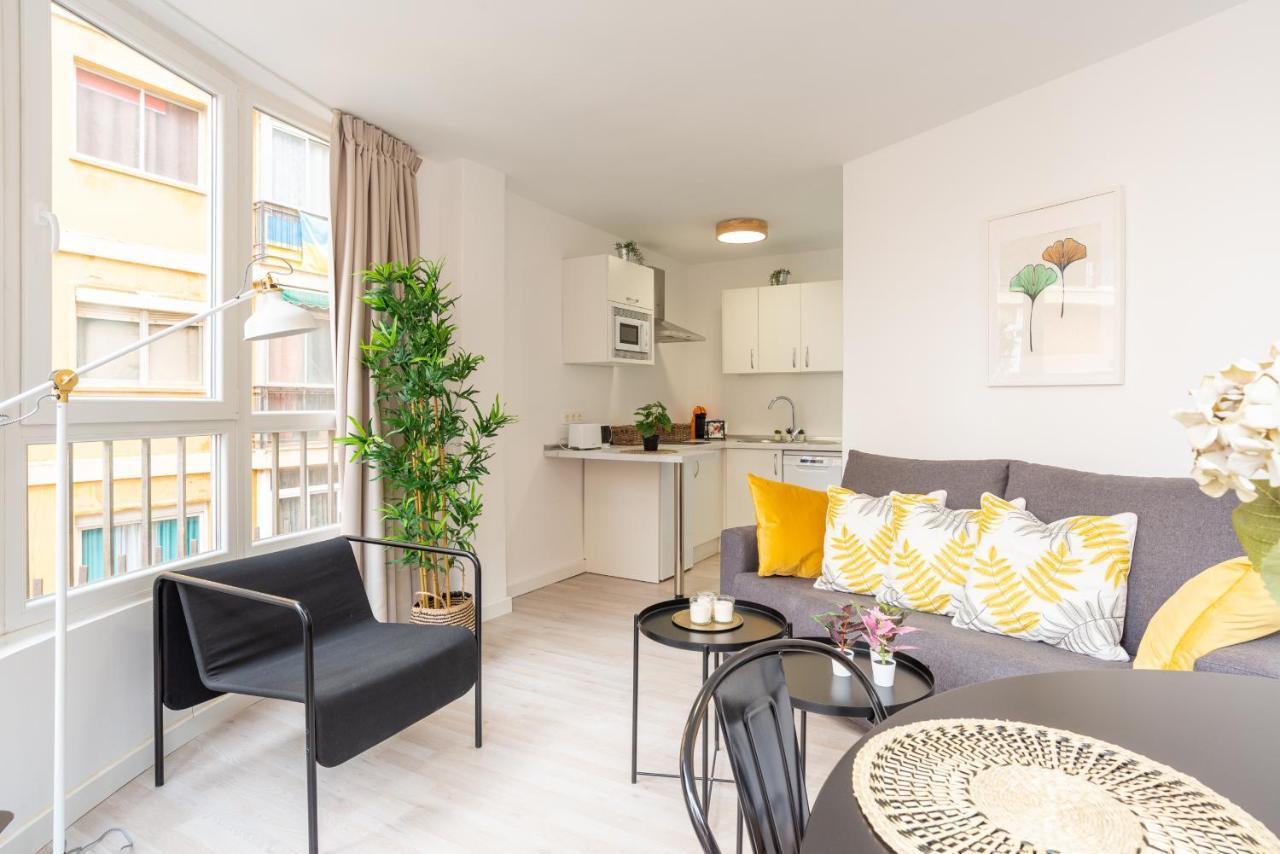 Malaga Centro Apartment ภายนอก รูปภาพ