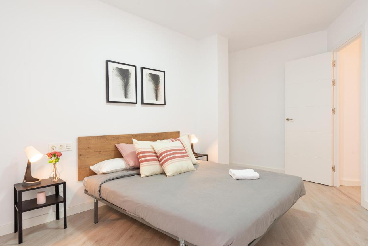 Malaga Centro Apartment ภายนอก รูปภาพ