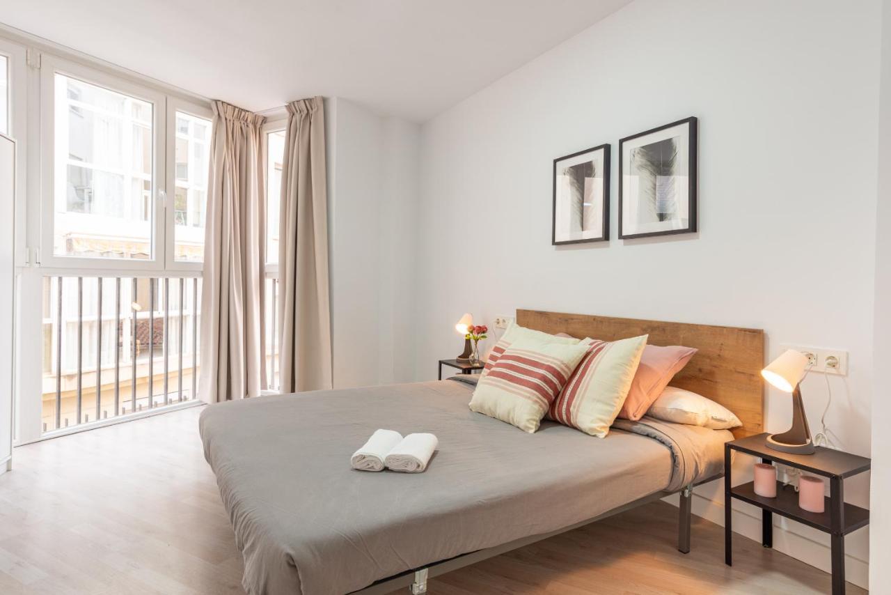 Malaga Centro Apartment ภายนอก รูปภาพ