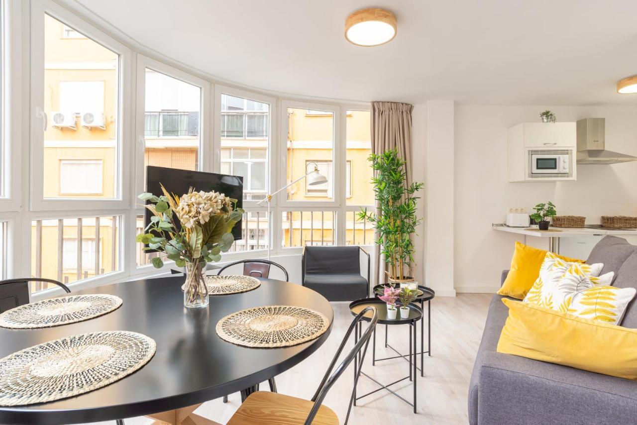 Malaga Centro Apartment ภายนอก รูปภาพ